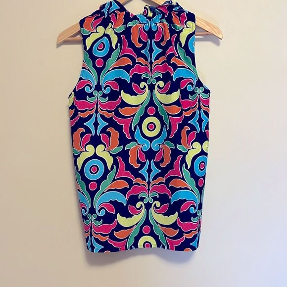 💚Buckhead Bettie’s Women’s Silk-Like Navy Sleeveless Geometric Blouse Size Small - Picture 3 of 9